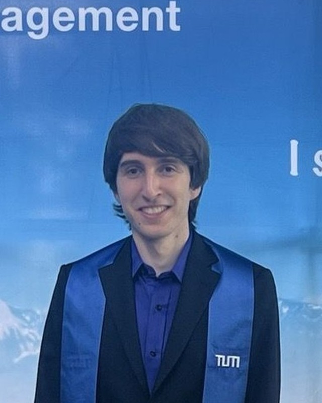 Dr. Christian Ziegler